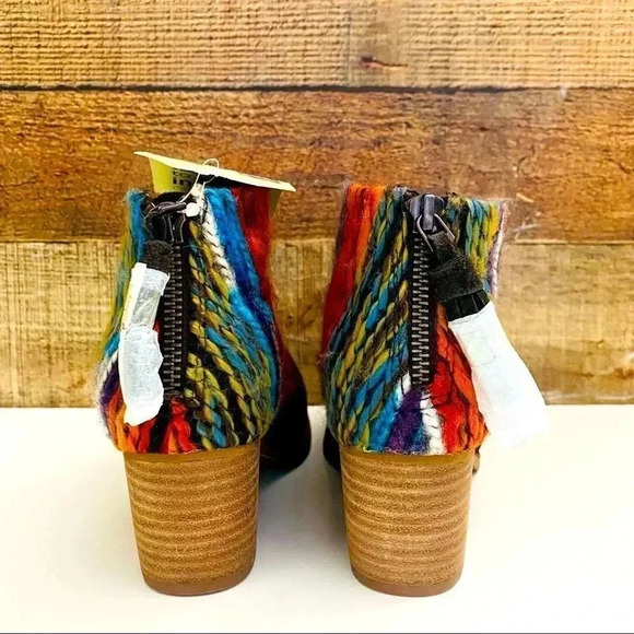 NWT Toms Multi Textile Leila Chocolate Brown Suede Ankle Booties - Picture 6 of 9